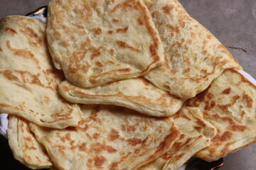 Moroccan Msemmen or Msemen, Traditional homemade flatbread