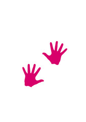 Petite main rose fille bébé