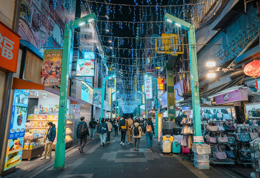 The vibrant Ximending. The vibrant nightlife of Taipei