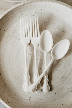 White cutlery