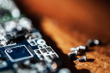 Tiny screws and motherboard technology