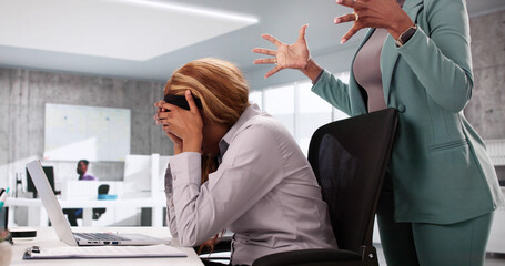 Naklejka premium Furious African American Boss Dealing With Workplace Conflict