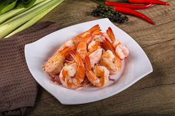 Shrimp cocktail with salad and sauce