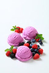 Berry fruit ice cream