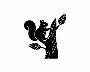 creative details Squirrel Climbing a Tree Icon vector illustration