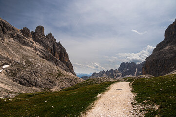 Obraz premium nature sceneries on the trail inside the Catinaccio mointain range, Vico di Fassa, Val di Fassa, Dolomites, Italy