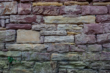 Schäden an der Hauswand