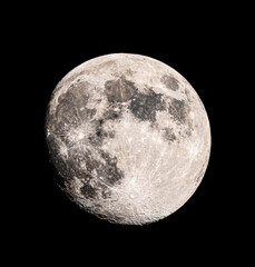 95% de la Lune - un soir avant la pleine lune 