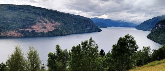 fiordos noruegos