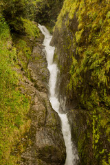 Naklejka premium waterfall, rock and water