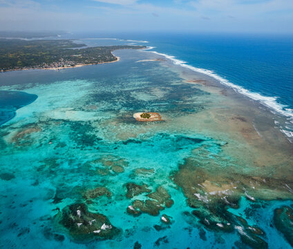Aerial View of Guyam Island, Siargao &ndash; A Tiny, Beautiful Island Surrounded by Crystal-Clear Waters, White Sand Beaches, and Lush Palm Trees, Offering a Perfect Slice of Paradise!
