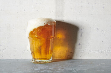 Beer Pour Overflowing