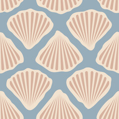 Retro seamless marine pattern of beige sea shells. Vintage geometric pattern of shells in 60s style.