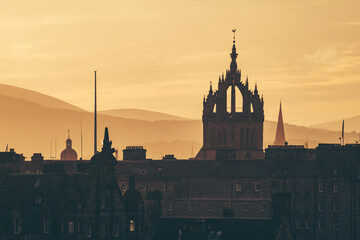 Naklejka premium Edinburgh skyline during sunset