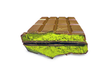 Dubai Chocolate with Kataifi Pastry and Pistachios – Luxury Sweets and Gourmet Dessert