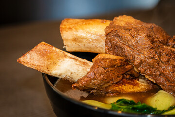 Roasted beef ribs