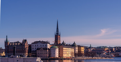 Fototapeta premium Riddarholmen Island, Gamla Stan – Stockholm Skyline in Daylight