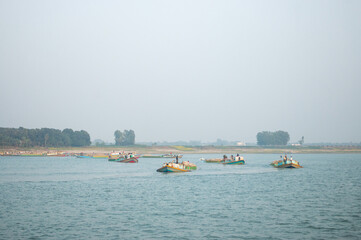 Obraz premium cargo ship in the sea