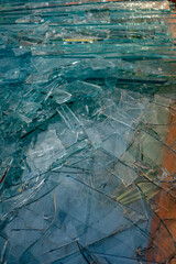 Glasbruch im Wertstoff Container