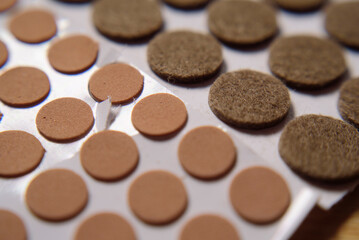 Set de almohadillas de fieltro para patas de mueble y protección de suelos