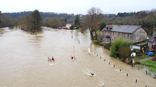 Inondations et crues historiques 2025 de la Vilaine au sud de Rennes, Le Bo&euml;l, Bruz, Guichen