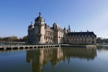 Fototapeta premium Château de Chantilly en automne. France