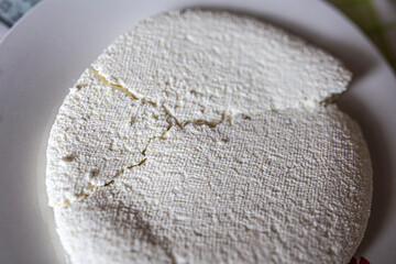 white cottage cheese,  сheese curds