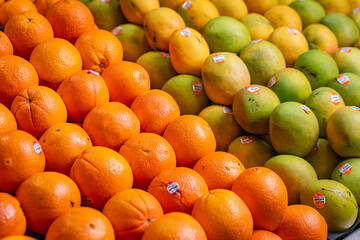 oranges in the market