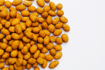 Coconut cream coated peanuts snack