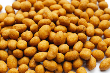 Coconut cream coated peanuts snack