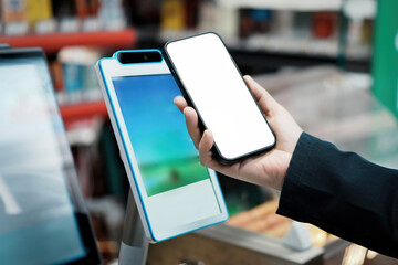 Modern Contactless Payment Method Using Smartphone at Checkout
