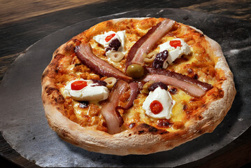 cheese pizza with bacon, cream cheese and cherry tomatoes