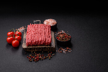 Raw ground beef or pork with salt and spices