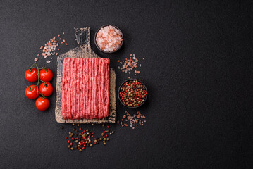 Raw ground beef or pork with salt and spices