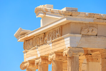 The building has a lot of detail on it, including a lot of columns, Acropolis in Athens