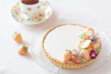 イチゴのムースタルト