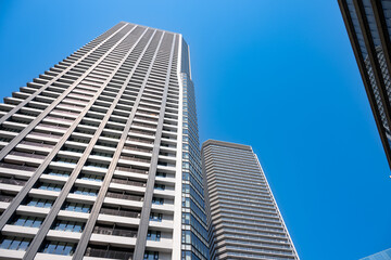 タワーマンションのある都市風景