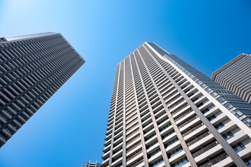 タワーマンションのある都市風景