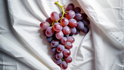 grappe de raisin vert et violet