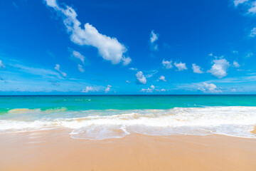 Fototapeta premium Sea wave on white sand beach summer vacation concept