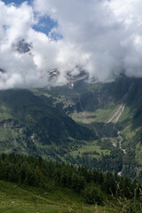 Obraz premium Grossglockner High Alpine Road, Austria in summer time - scenic drive