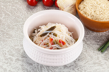 Asian glass rice noodle with vegetables