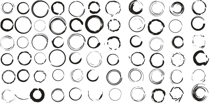 Japanese round brushstrokes. Vector Asian enso circles. 