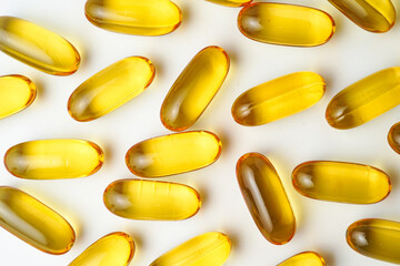 Oil filled capsules, softgel of food supplements, fish oil, omega 3, vitamin D3, vitamin E