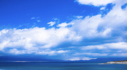 Obraz premium blue sky and sea