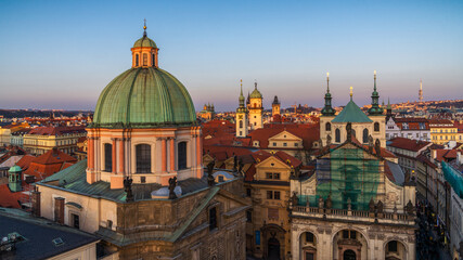 Fototapeta premium Above the rooftops of Prague - Über den Dächern von Prag