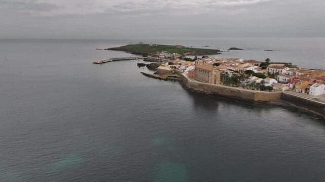 Isla de Tabarca en Santa Pola, Alicante, a vista de drone