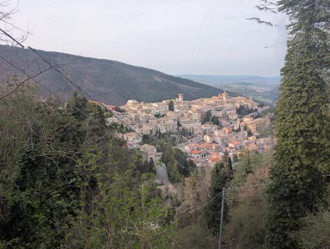 Arcevia vista dal sentiero