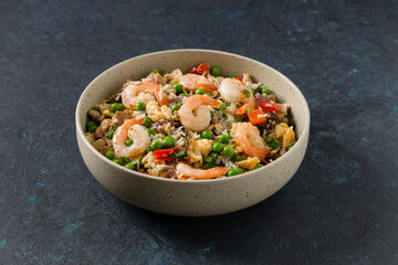 Fried rice with vegetables and seafood