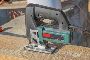 Electric jigsaw